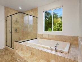 18141 Topham Street, Tarzana (los Angeles) CA 91335