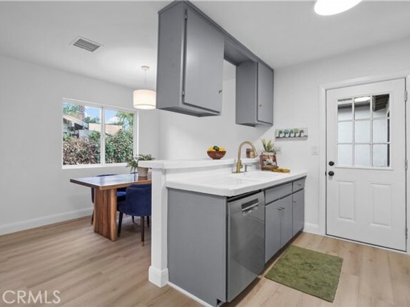 925 El Paso Drive, Highland Park (los Angeles) CA 90042