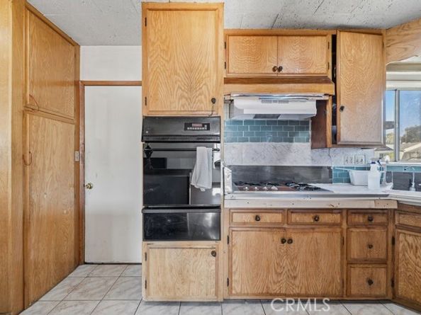 8103 Lullaby Lane, Panorama City (los Angeles) CA 91402