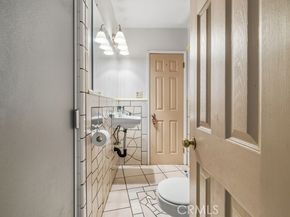 8103 Lullaby Lane, Panorama City (los Angeles) CA 91402