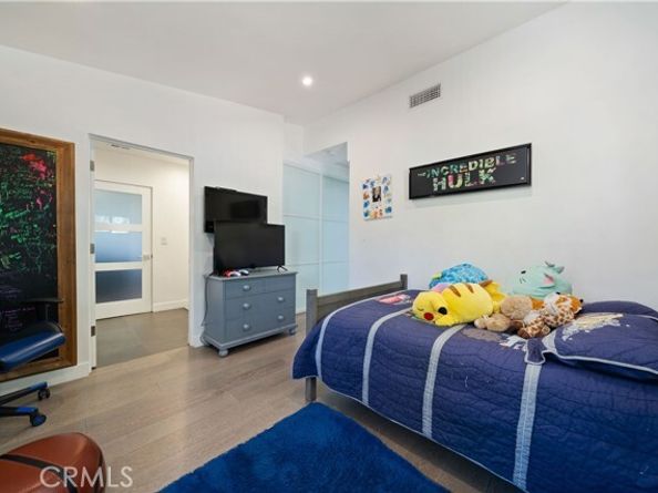 5631 Wilhelmina Avenue, Woodland Hills (los Angeles) CA 91367