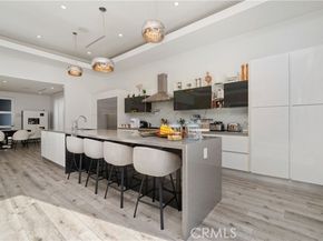 5631 Wilhelmina Avenue, Woodland Hills (los Angeles) CA 91367