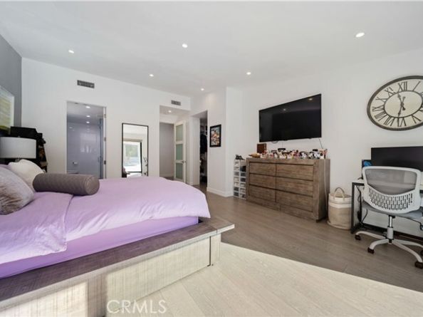 5631 Wilhelmina Avenue, Woodland Hills (los Angeles) CA 91367