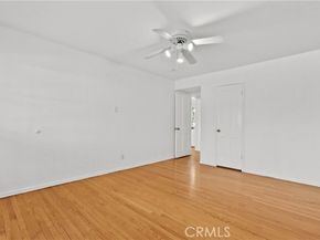 16951 Knapp Street, Northridge (los Angeles) CA 91343