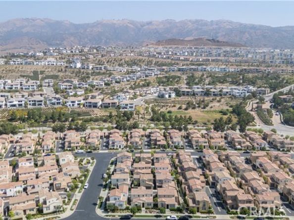 20267 Pienza Lane, Porter Ranch (los Angeles) CA 91326