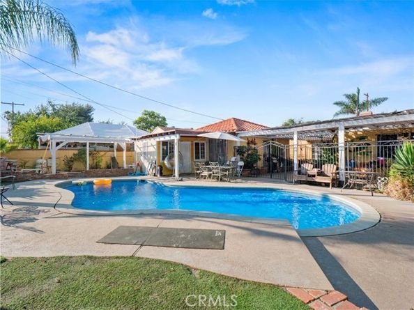 9961 Haddon Avenue, Arleta (los Angeles) CA 91331