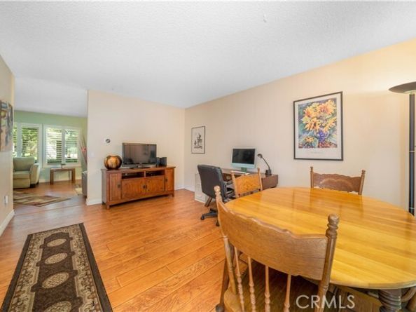 20122 Cohasset Street, Winnetka (los Angeles) CA 91306