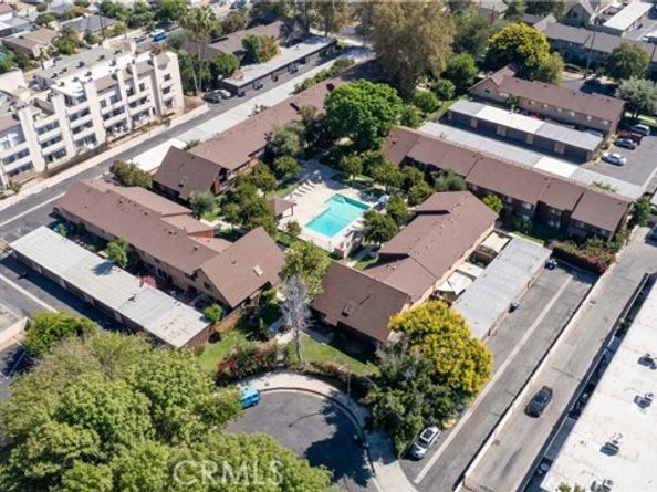 20122 Cohasset Street, Winnetka (los Angeles) CA 91306