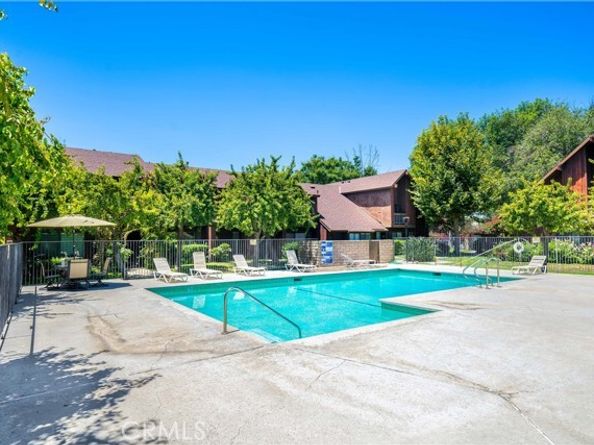 20122 Cohasset Street, Winnetka (los Angeles) CA 91306