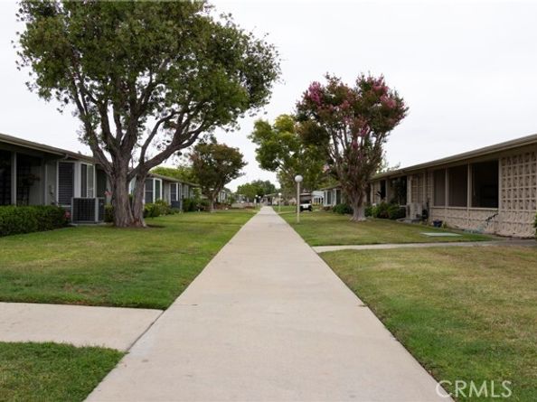 1640 Glenview Road 76i, Seal Beach CA 90740