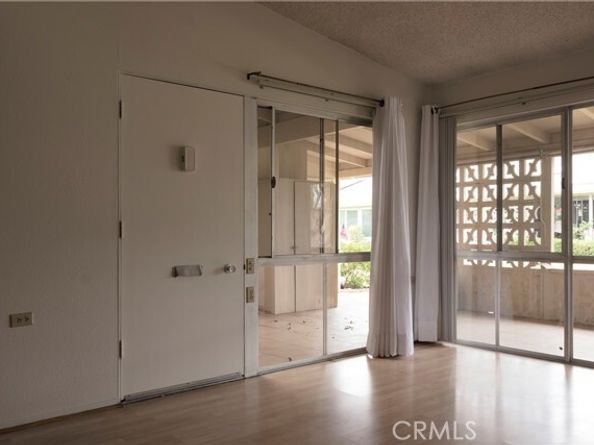 1640 Glenview Road 76i, Seal Beach CA 90740