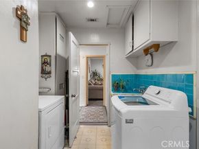11744 Welby Way, North Hollywood (los Angeles) CA 91606