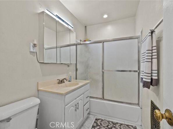 11744 Welby Way, North Hollywood (los Angeles) CA 91606