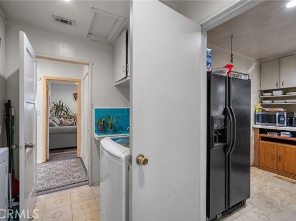 11744 Welby Way, North Hollywood (los Angeles) CA 91606