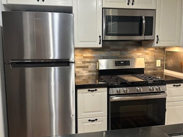 20253 Keswick Street 105, Winnetka (los Angeles) CA 91306