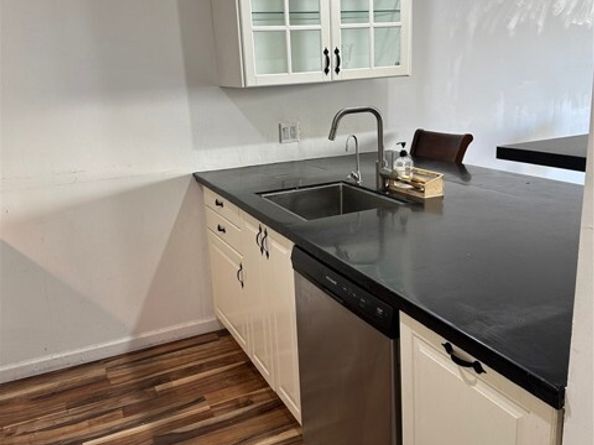 20253 Keswick Street 105, Winnetka (los Angeles) CA 91306