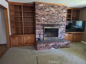 20450 Bassett Street, Winnetka (los Angeles) CA 91306