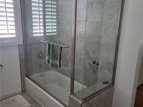 20450 Bassett Street, Winnetka (los Angeles) CA 91306