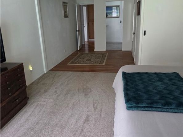 20450 Bassett Street, Winnetka (los Angeles) CA 91306