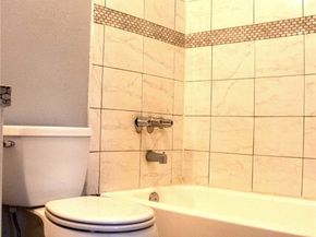 7045 Woodley Avenue 124, Los Angeles CA 91406