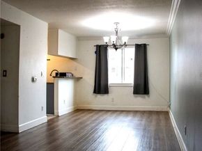 7045 Woodley Avenue 124, Los Angeles CA 91406