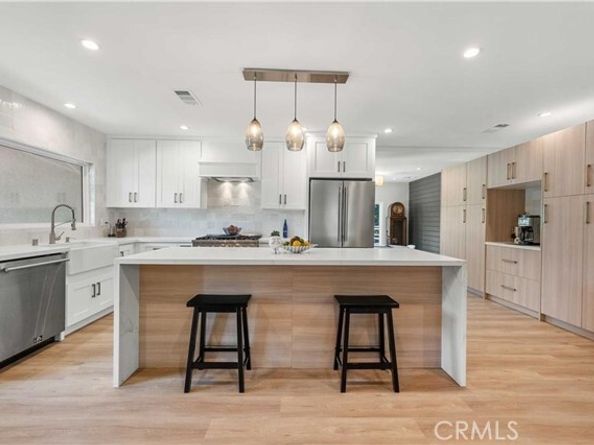7600 Earldom Avenue, Playa Del Rey (los Angeles) CA 90293