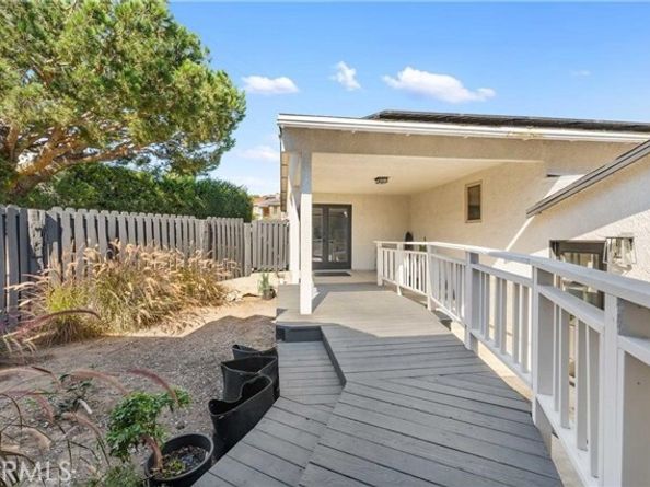 7600 Earldom Avenue, Playa Del Rey (los Angeles) CA 90293