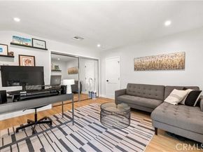 7600 Earldom Avenue, Playa Del Rey (los Angeles) CA 90293