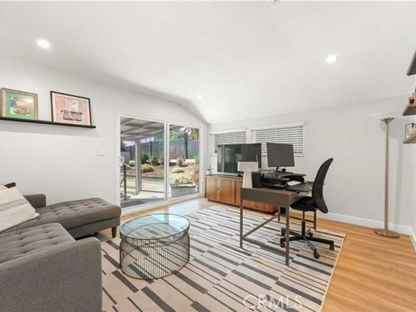 7600 Earldom Avenue, Playa Del Rey (los Angeles) CA 90293