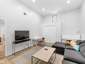 7600 Earldom Avenue, Playa Del Rey (los Angeles) CA 90293