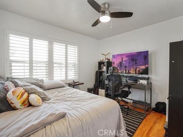 16038 Devonshire Street, Granada Hills (los Angeles) CA 91344