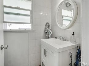 16038 Devonshire Street, Granada Hills (los Angeles) CA 91344