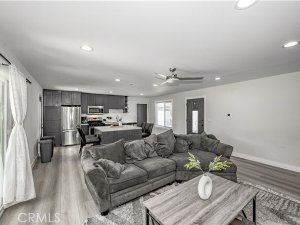 22912 Elkwood Street, West Hills (los Angeles) CA 91304