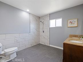 8419 Yolanda Avenue, Northridge (los Angeles) CA 91324