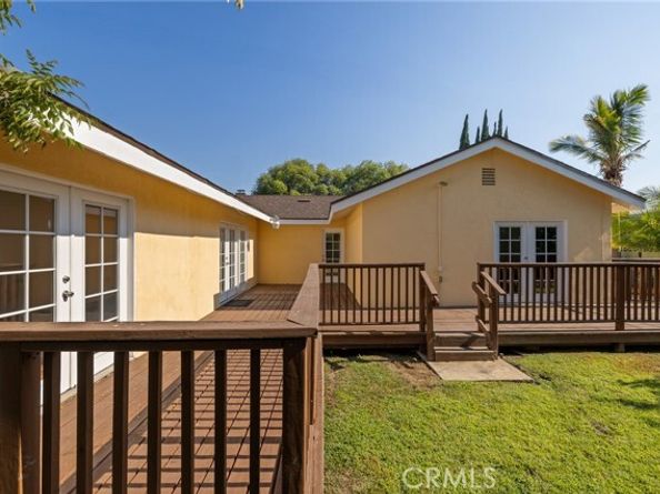 8419 Yolanda Avenue, Northridge (los Angeles) CA 91324