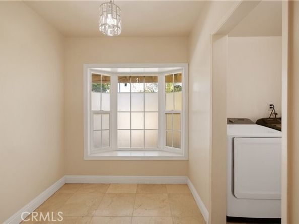 8419 Yolanda Avenue, Northridge (los Angeles) CA 91324