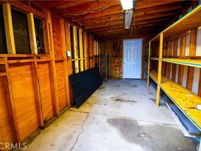 6927 Lindley Avenue, Reseda (los Angeles) CA 91335