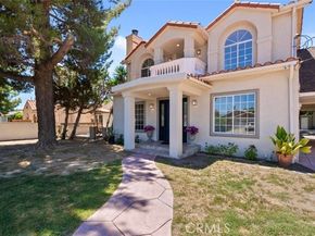 7135 Geyser Avenue, Reseda (los Angeles) CA 91335