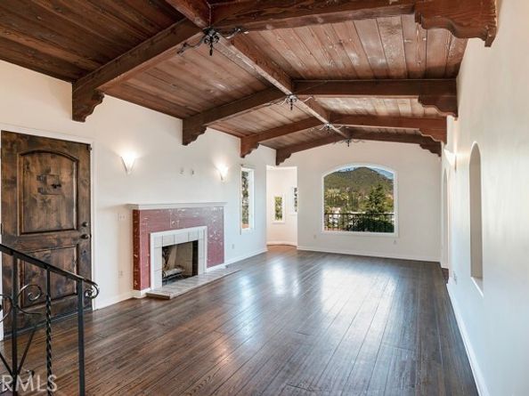 3702 Arbolada Road, Los Angeles CA 90027