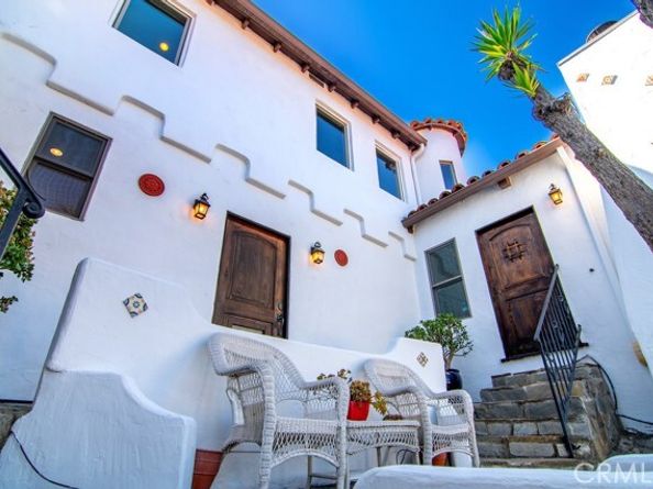 3702 Arbolada Road, Los Angeles CA 90027