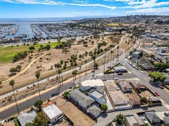 1761 S Crescent Avenue, San Pedro (los Angeles) CA 90731