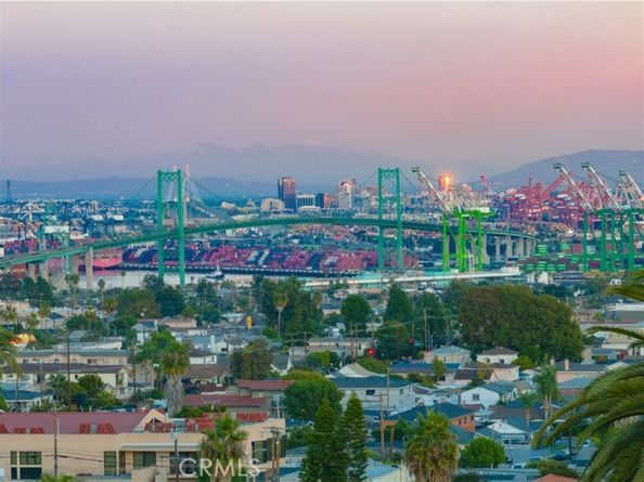 243 S Hanford, San Pedro (los Angeles) CA 90732