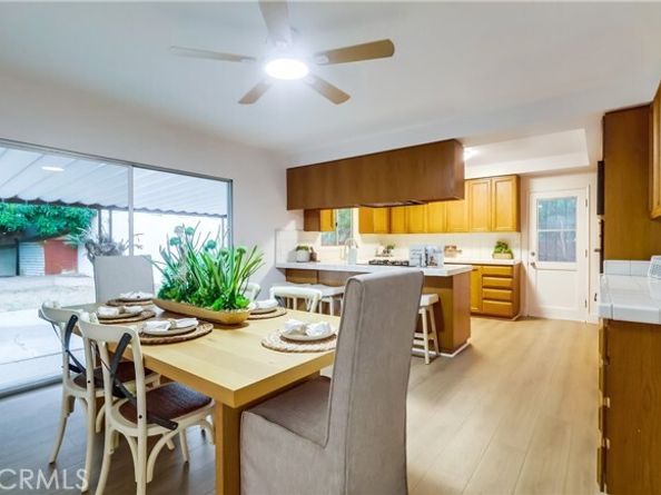 1522 W 1st Street, San Pedro (los Angeles) CA 90732