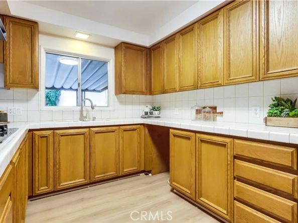 1522 W 1st Street, San Pedro (los Angeles) CA 90732