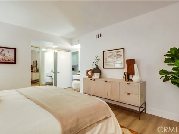 1522 W 1st Street, San Pedro (los Angeles) CA 90732
