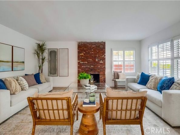 1522 W 1st Street, San Pedro (los Angeles) CA 90732