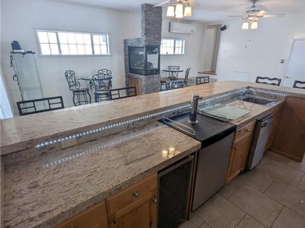 891 W Elberon Avenue, San Pedro (los Angeles) CA 90731