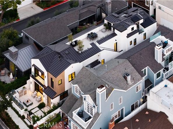 412 Heliotrope Avenue, Corona Del Mar (newport Beach) CA 92625