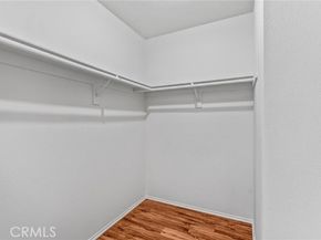 18403 Collins Street B, Tarzana (los Angeles) CA 91356