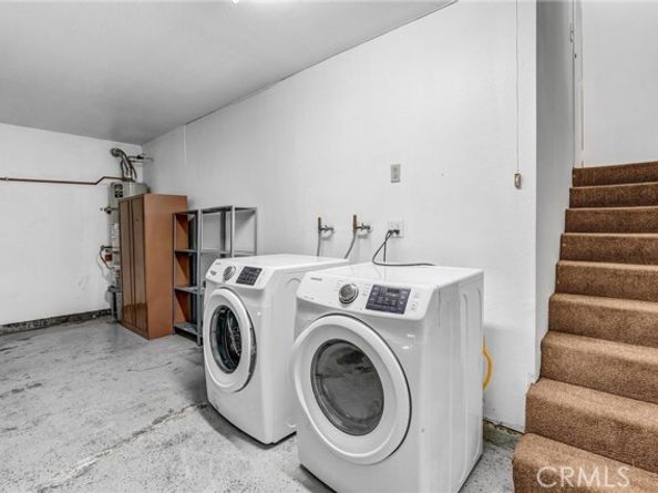 18403 Collins Street B, Tarzana (los Angeles) CA 91356